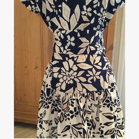 Diane von Furstenberg navy patterned shirtdress - Picture 7 of 8